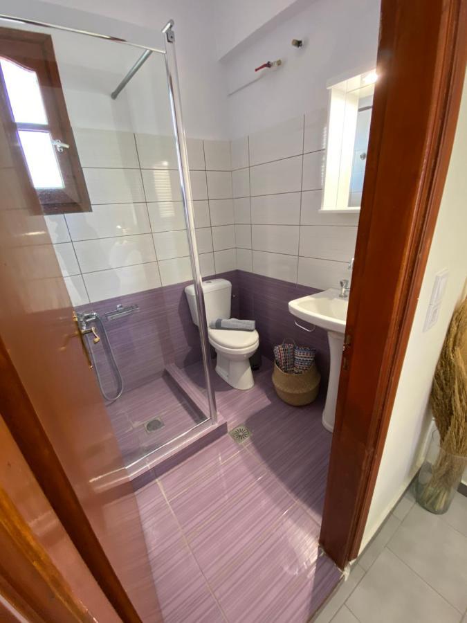 Lemon Tree Apartments B C 아르고스톨리온 외부 사진